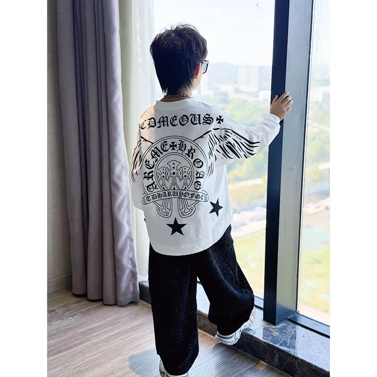 男童秋季休闲百搭印花翅膀印花卫衣长袖中大童百搭撒银弯刀裤套装