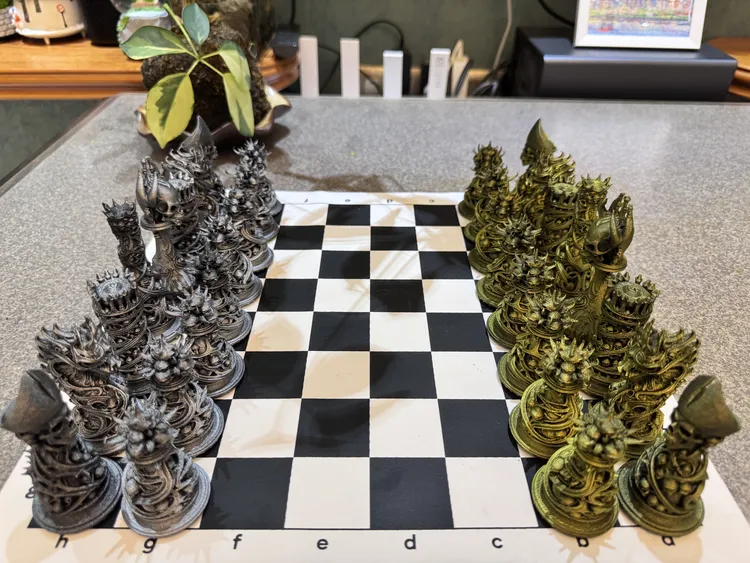 3D打印哥特式国际象棋摆件，一套32枚，骷髅主题造型！