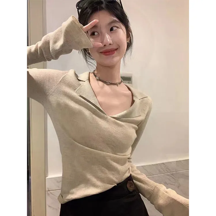 春秋设计感喇叭袖POLO领针织衫女新款套头长袖百搭打底衫修身显瘦