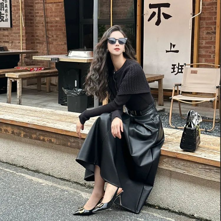 拉夏贝尔/25秋新复古显瘦气质优雅针织高腰上衣+半身裙 10201 QQJ