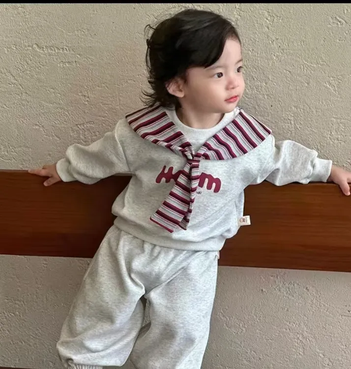 2025秋冬新款套装字母韩版儿童通用男女秋季套装洋气休闲风披肩