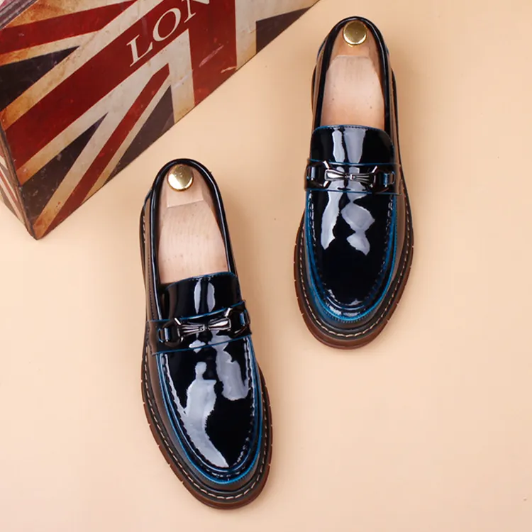 ICCLEK新款漆皮亮面英伦风男士正装一脚蹬皮鞋男款内增高休闲鞋男