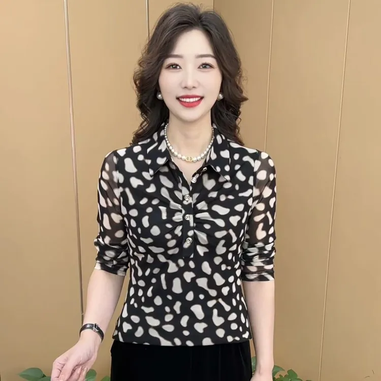 早秋新款时尚翻领印花洋气妈妈装修身显瘦百搭女士打底衫K2501