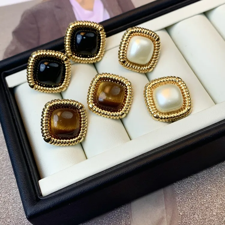 铜合金耳饰 法式复古方形耳钉小众设计感高级耳饰3216