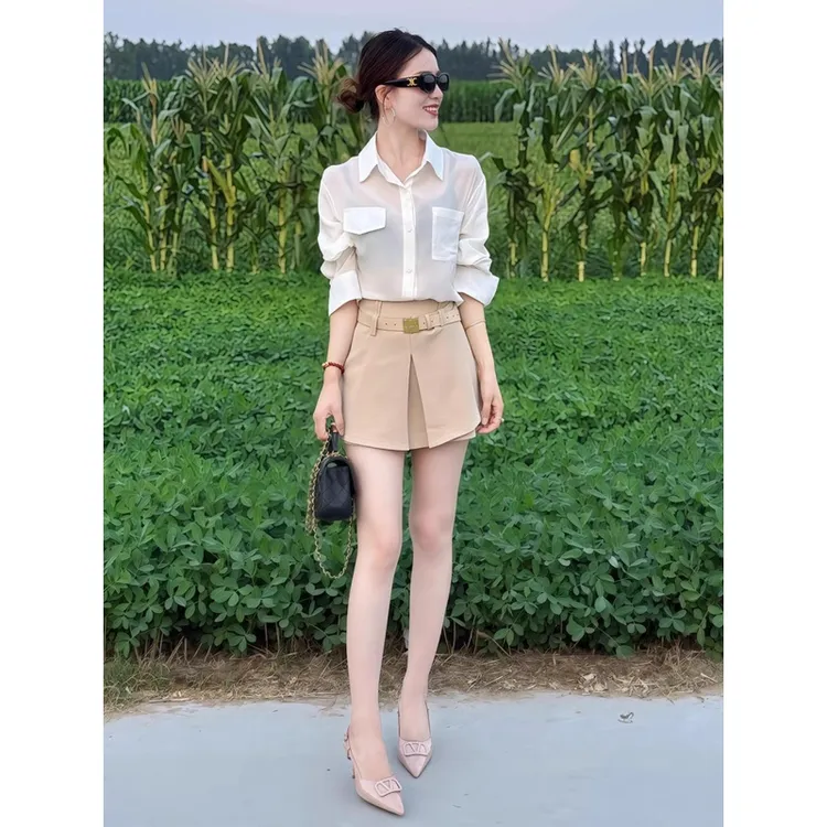 2025法式小资上衣独特轻奢高级感洋气减龄茶里茶气白色衬衫套装裙