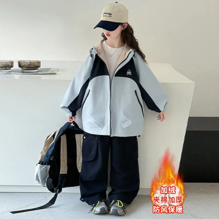 女童冬装加绒冲锋衣外套2025新款洋气中大童女孩秋冬加厚连帽上衣