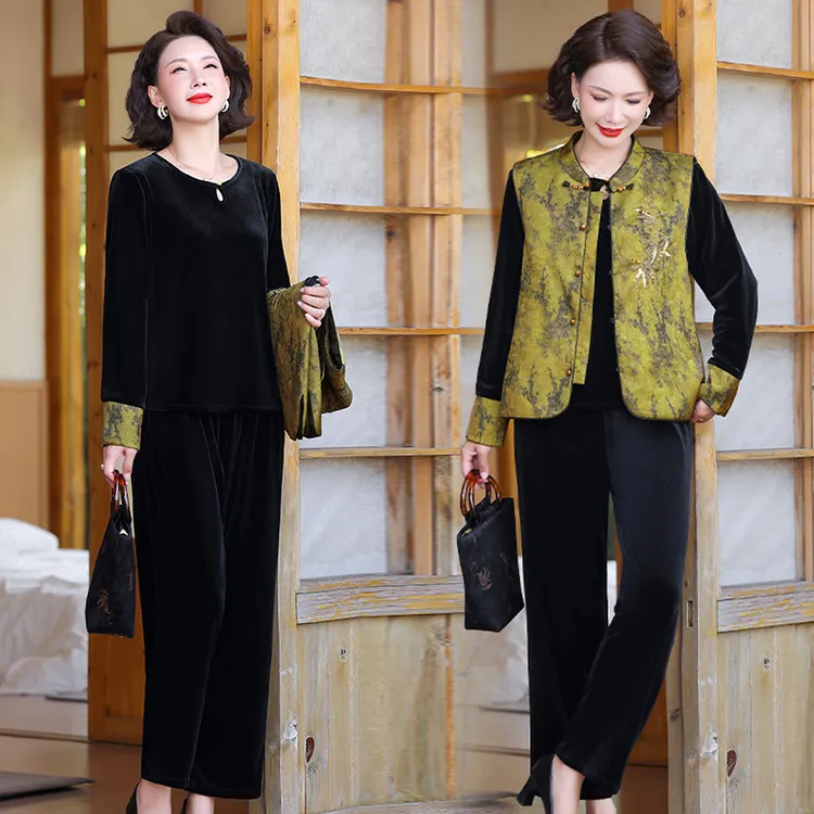 中年女国风金丝绒套装新款减龄妈妈春秋新中式马甲T恤裤子三件套