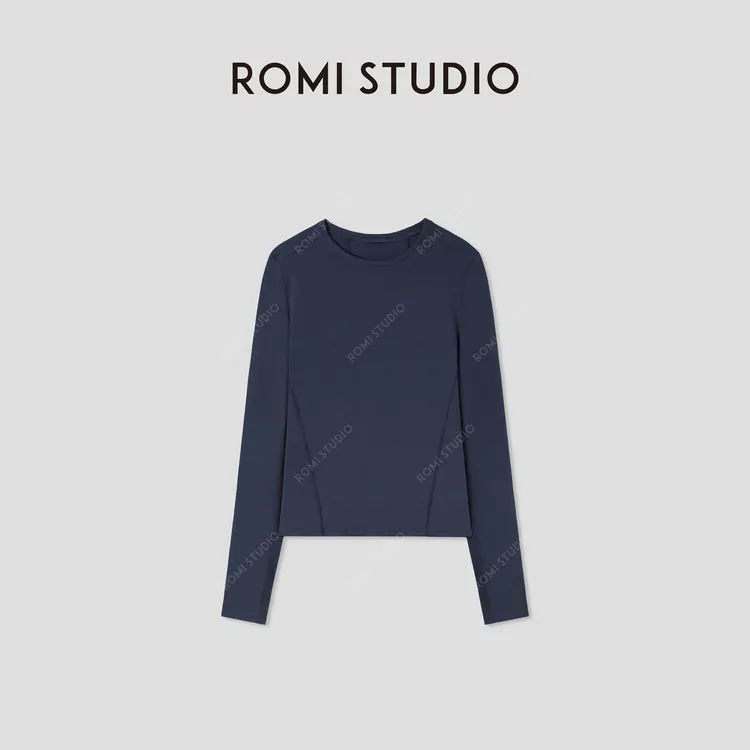 ROMI STUDIO“轻盈自在”绵羊毛混纺亲肤爽滑长袖上衣 RWCSSD2717