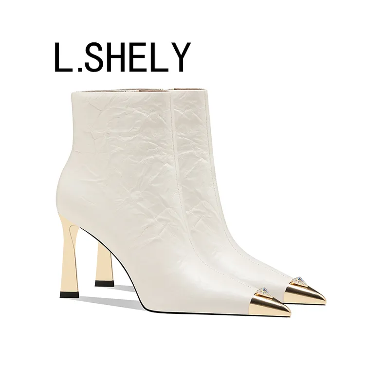 【111号】2025年秋冬新款尖头皮靴时髦法式细跟短靴靴子购物季热品