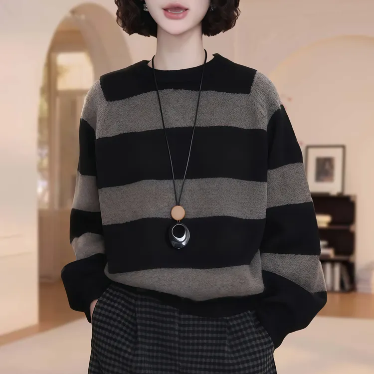 秋冬圆领条纹长袖毛衣2025新款撞色宽松保暖休闲慵懒百搭针织衫女
