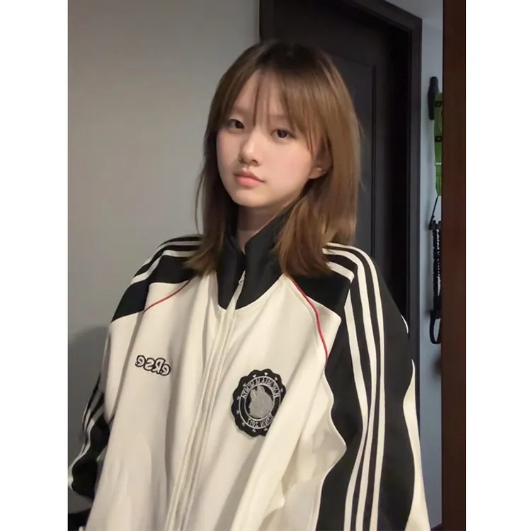 【珂塔芙】学院风徽章条纹开衫卫衣女宽松设计感小众休闲百搭外套潮