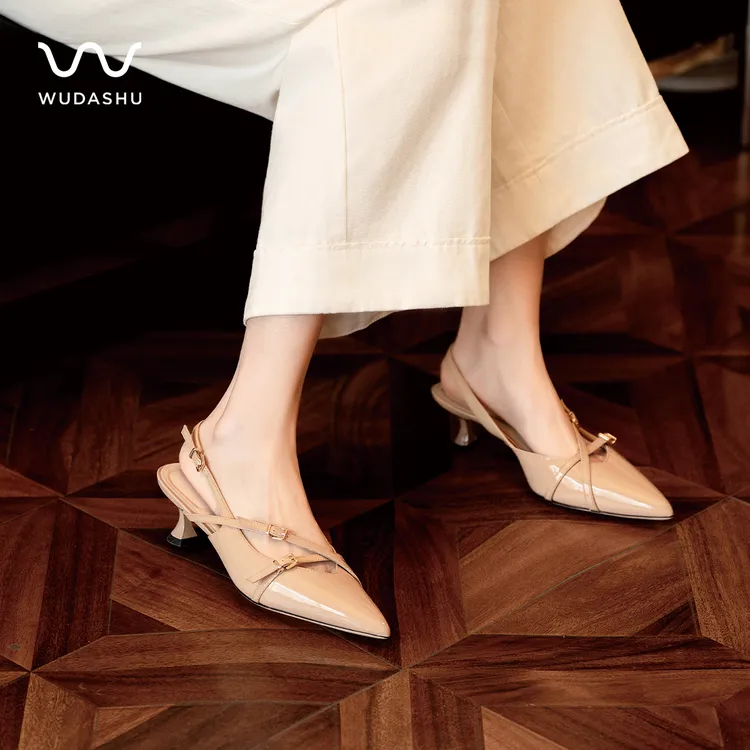 吴大叔红云鞋夏季法式小众性感交叉扣带尖头细跟气质后空凉鞋Z133