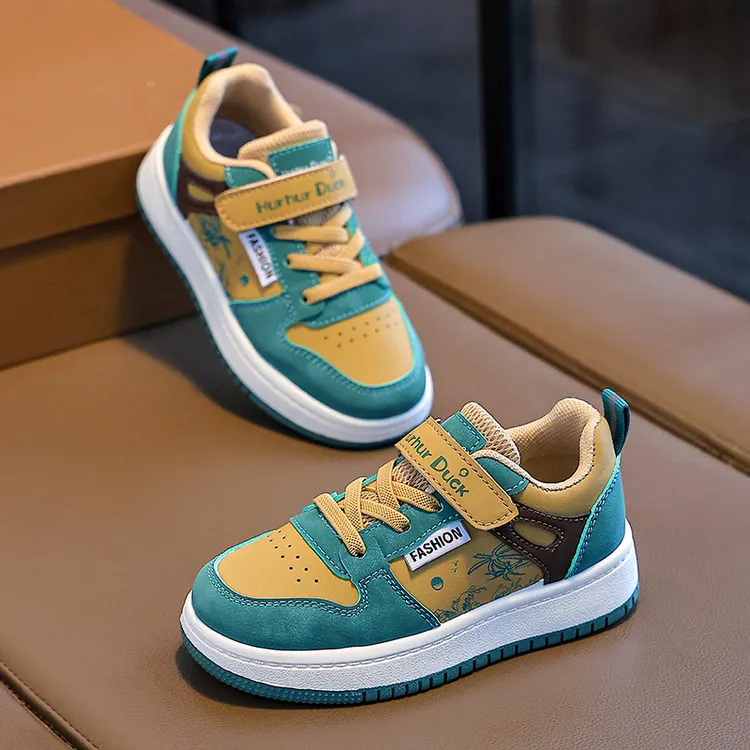 小黄鸭童鞋男童低帮板鞋春秋新款滑板鞋儿童运动鞋女童小白鞋休闲