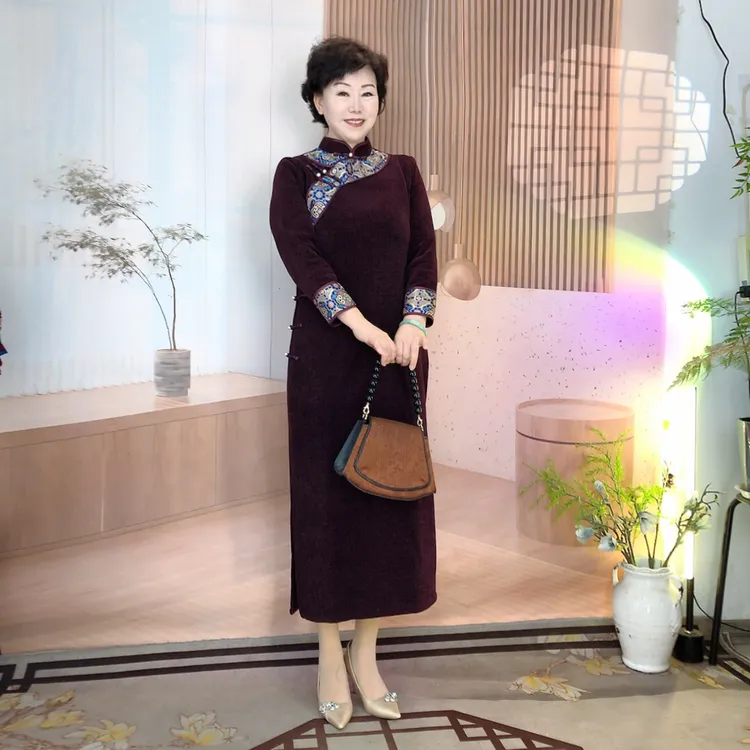 【紫锦】秋冬季大码旗袍婚庆显瘦气质网红时尚复古中长款加厚宫廷