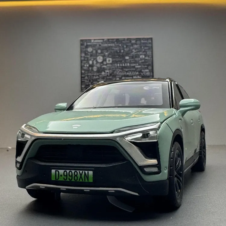 合金车模1比32蔚来ES新能源声光回力玩具越野车音乐模型收藏摆件