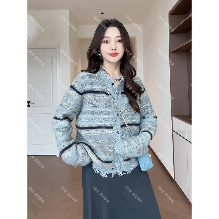 【奇迹暖暖】羊毛山羊绒反针织法混纱条纹小众时尚气质毛衣开衫女