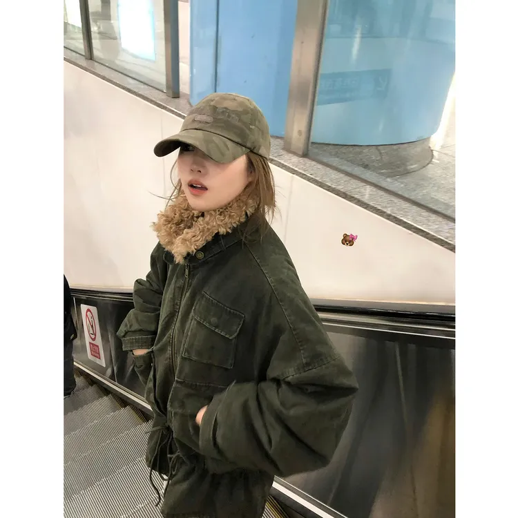 复古水洗做旧下摆抽绳花苞夹克上衣女冬季设计感修身外套工装棉服