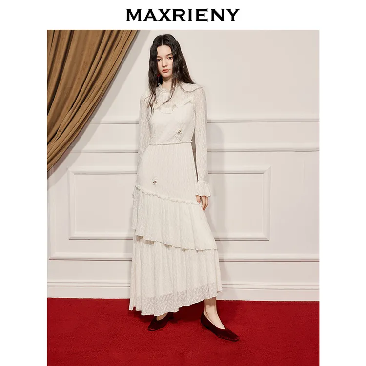 MAXRIENY收腰蕾丝长连衣裙25款千金感端庄订婚小白裙雅致婚礼穿搭