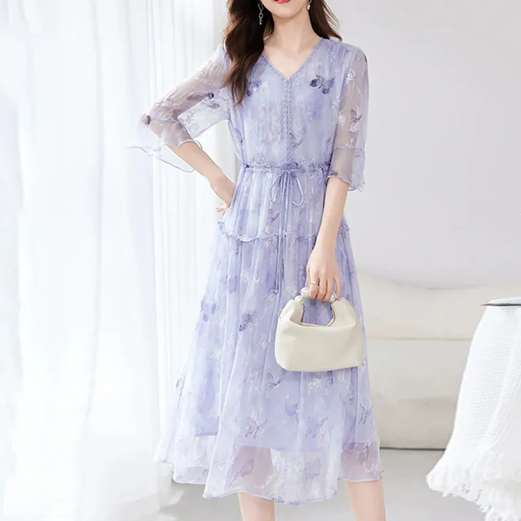 （梦幻蝴蝶）夏季蚕 丝V领2025年刺绣时尚显瘦高腰连衣裙