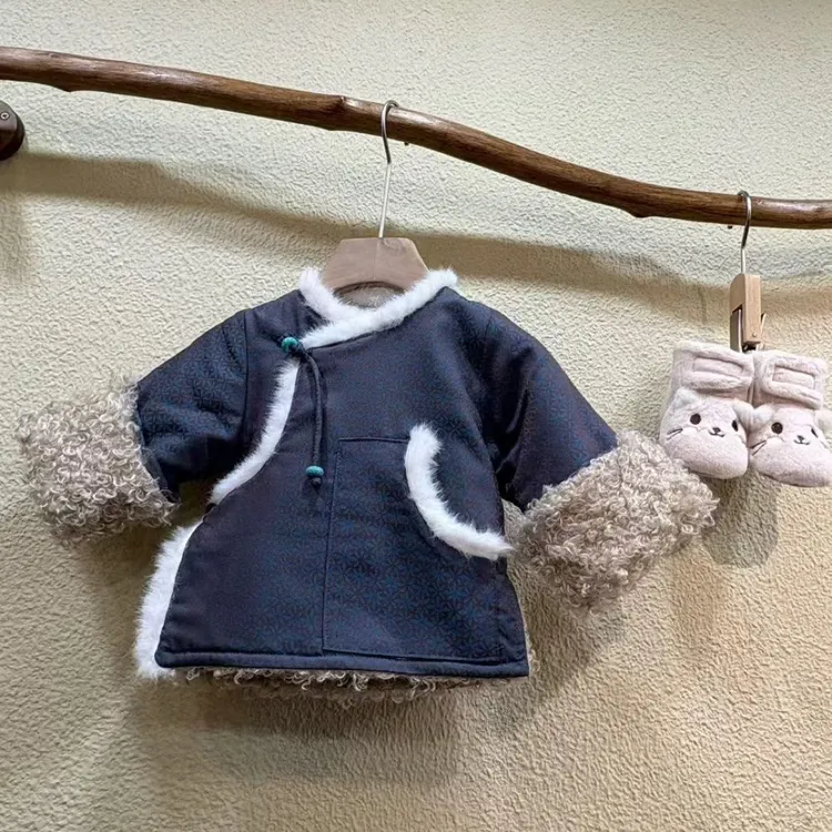 新款休闲藏式外套2025版