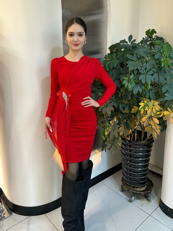 常规连衣裙娃娃领长裙包臀裙包臀短裙性感红色