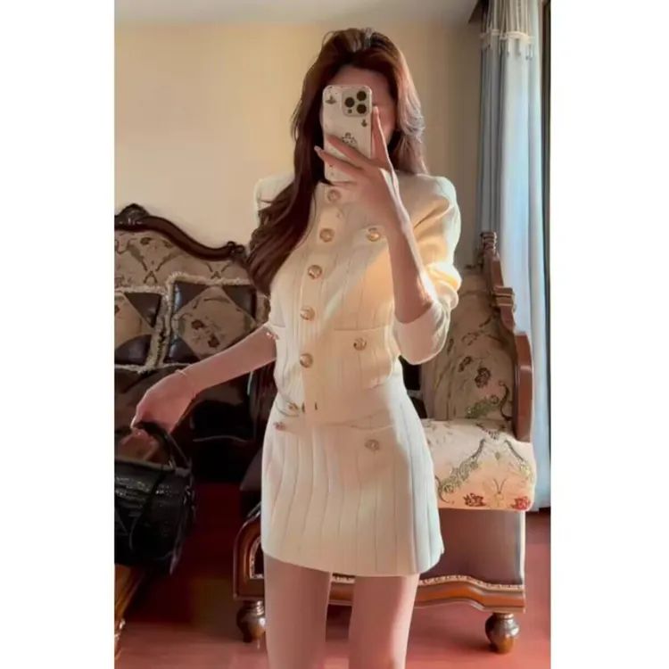 2025秋季新款女富家千金显高显瘦长袖针织上衣时尚气质高腰半身裙