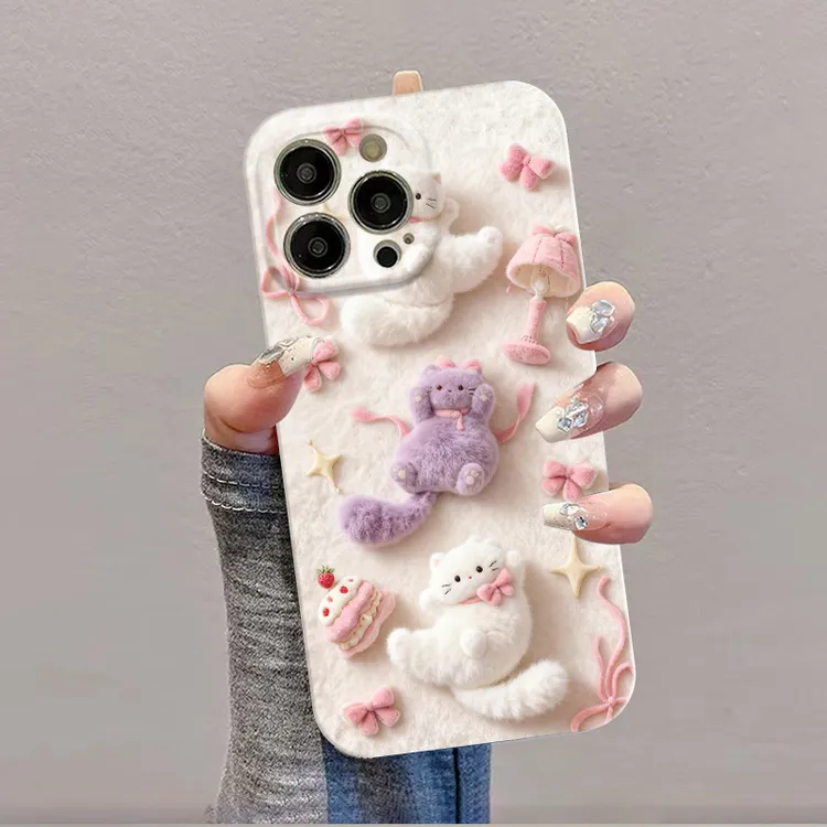 可爱毛绒猫咪适用苹果17手机壳新款华为vivo全包小米oppo菲林硬壳