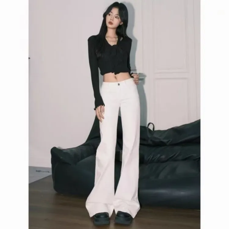 美式白色辣妹微喇叭牛仔裤女春季新款低腰不贴腿窄版直筒拖地裤子