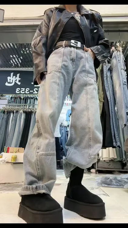 2025牛仔裤女春季新款新款梨型身材高腰弹力弯刀显瘦窄版牛仔裤