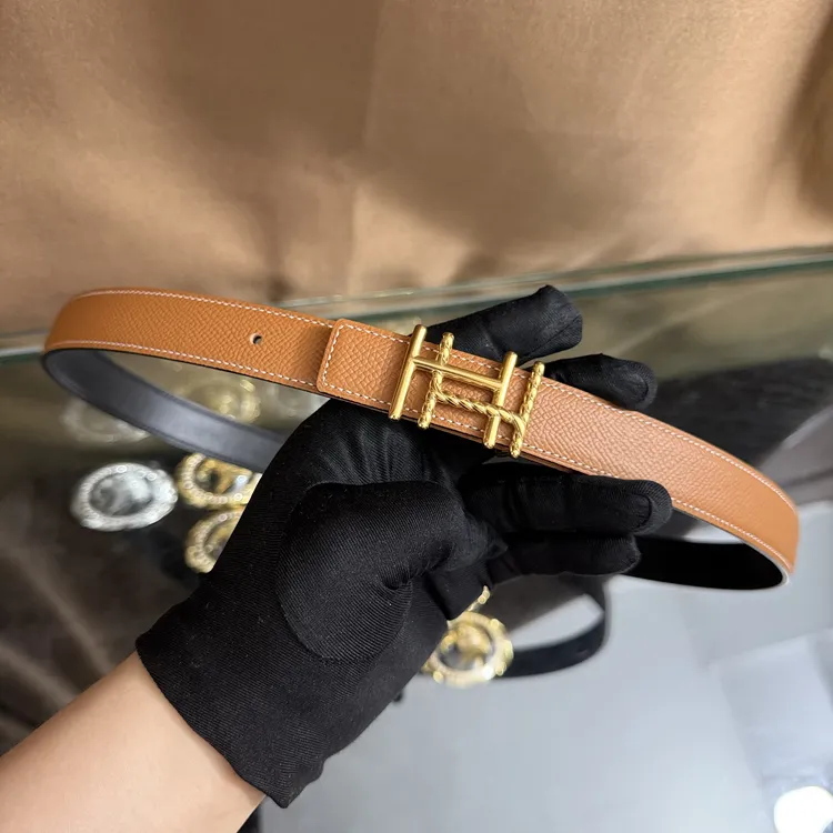新款女士高档皮带休闲工字扣H扣牛皮腰带潮流时尚休闲百搭韩装饰