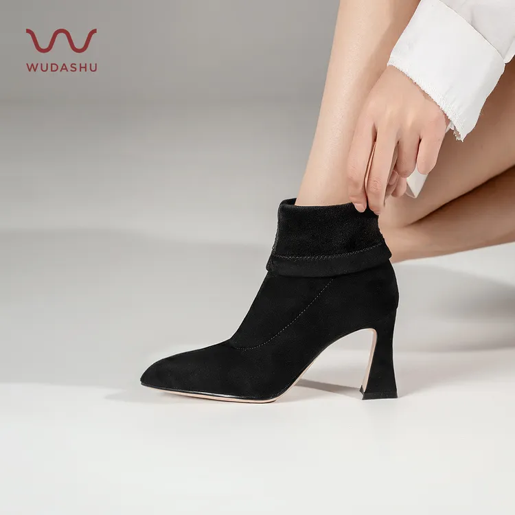 穿高跟鞋的吴大叔【加绒款】弹力瘦瘦靴8CM粗跟稳固好走路尖头高跟