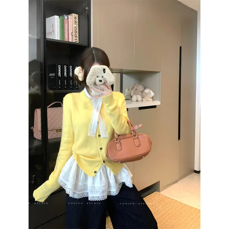 黄色蕾丝蝴蝶结v领毛衣针织衫女春秋奶呼呼穿搭甜美软糯长袖上衣