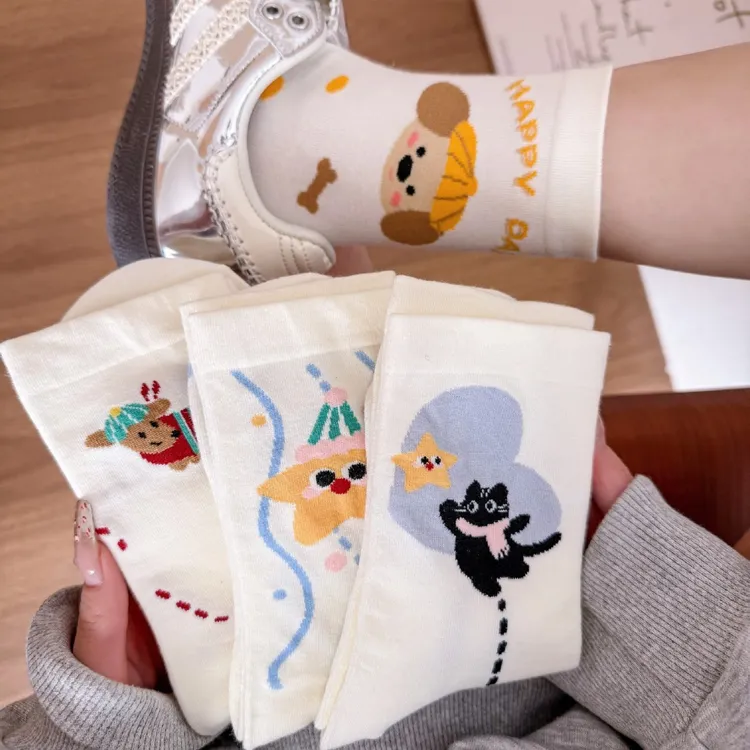 可爱小狗袜子女春夏季学院风日系插画卡通星星中筒袜韩版学生棉袜