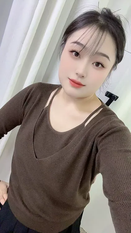 针织圆领秋季针织衫假两件