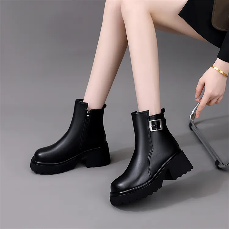 粗跟厚底显瘦短靴英伦复古时尚马丁靴女2025新款秋冬加绒高跟短靴