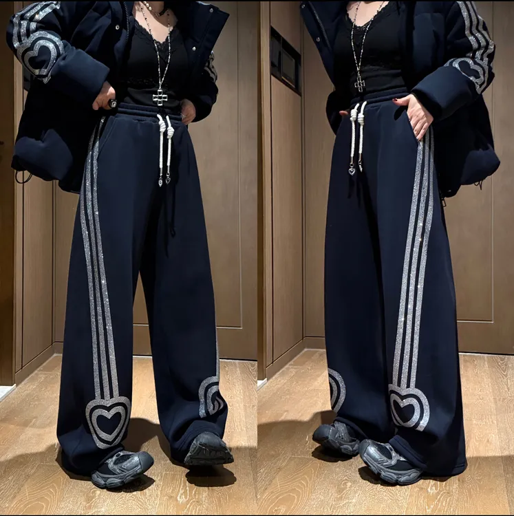 YDFSTUDIO小众【潮流典范】欧货高品重工烫钻拼接加绒设计休闲裤