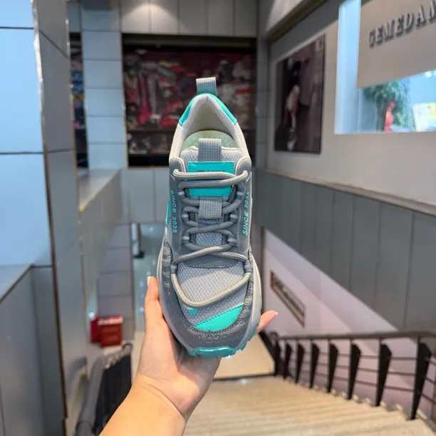 2025秋季新款潮鞋系带时尚休闲鞋运动男鞋