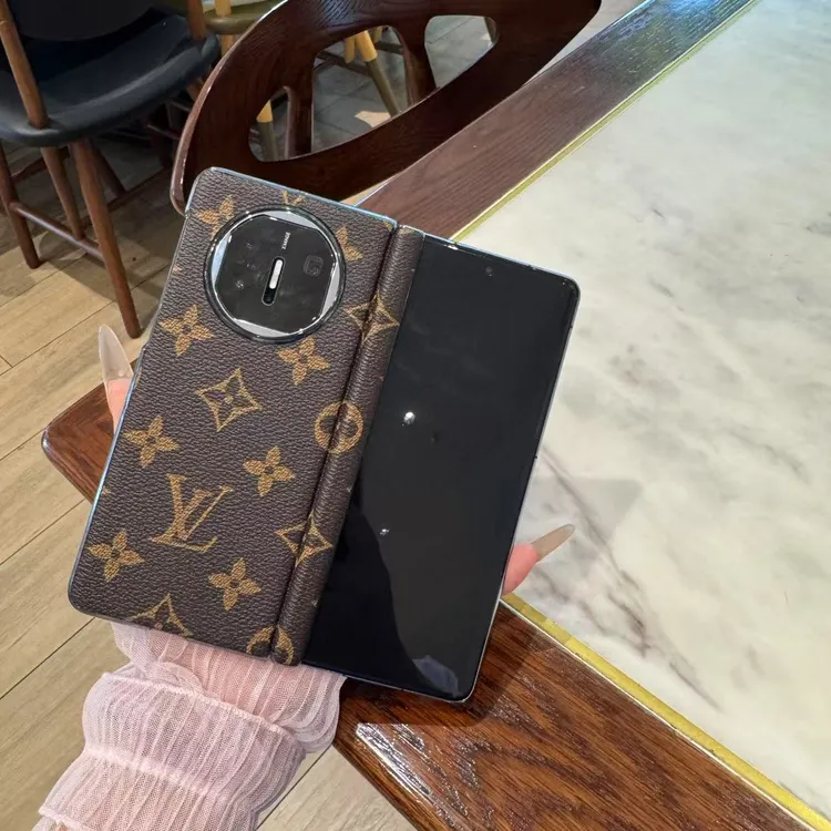 华为x3x5x6时尚字母中轴素皮折叠手机套适用于多款机型透明边设计