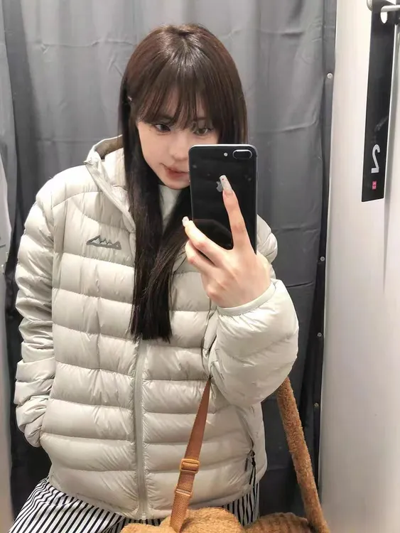 情侣排骨棉服女短款轻薄2025年冬季新款休闲连帽棉衣女款学生外套