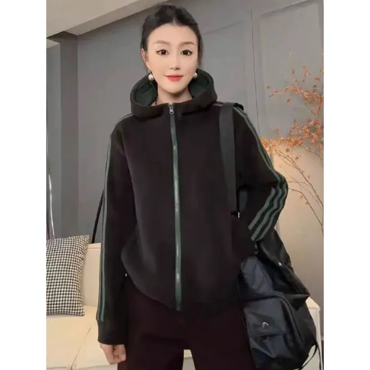2025年秋季新款时尚休闲百搭双面澳粒绒减龄加绒撞色连帽拼色外套
