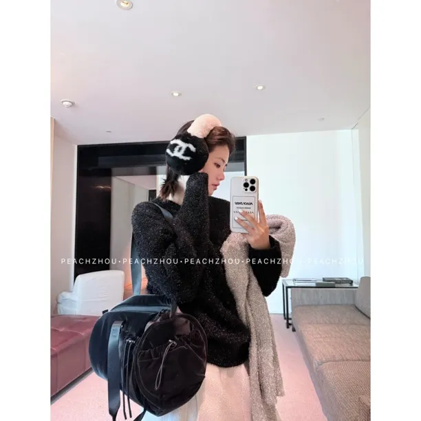 PEACHZHOU 银丝细闪片宽松圆领针织衫气质休闲氛围感毛衣