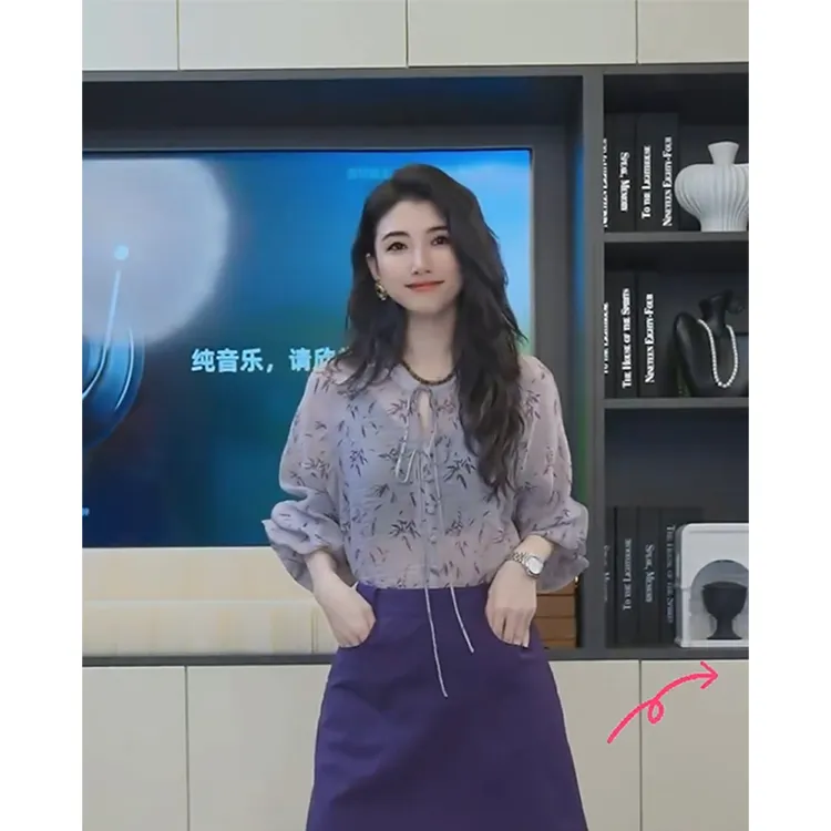 小乖逃X休闲时尚花色灰色衬衫上衣竹叶上衣250723