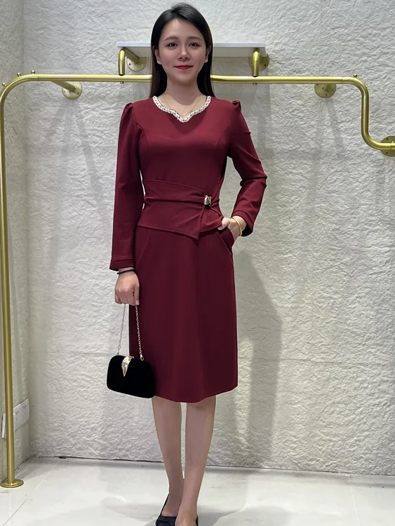 百花果【防褪色】2025秋季新款减龄气质显瘦时尚遮肉假两件连衣裙