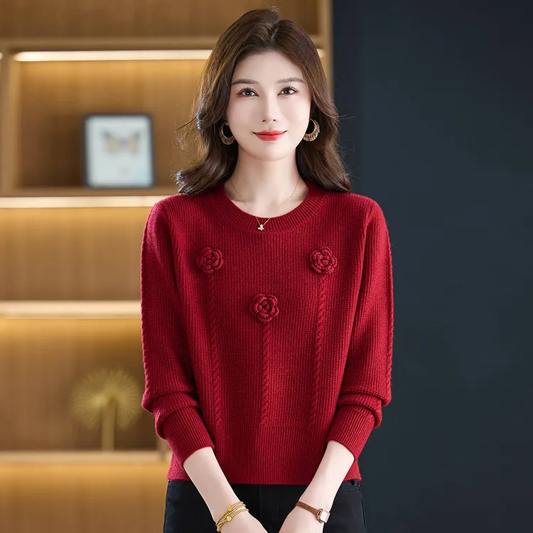 正品女装圆领高腰短款毛衣女秋冬新款纯色花朵小个子配裙子针织衫