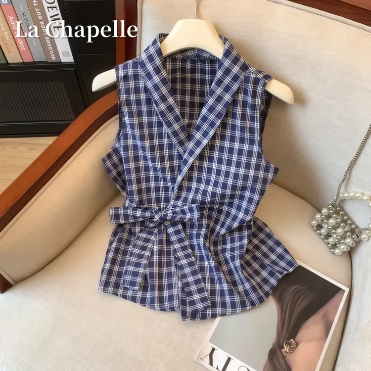 拉夏贝尔夏季蓝色格子V领蝴蝶结无袖衬衫女装外穿修身无袖上衣女