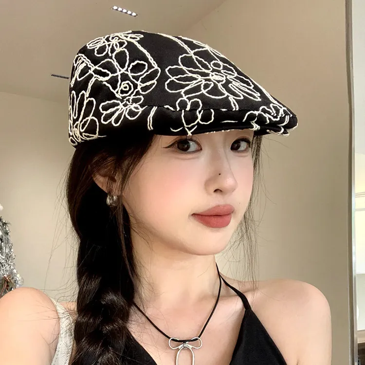 新款韩版小众复古提花刺绣前进帽子女显脸小休闲百搭甜辣贝雷帽