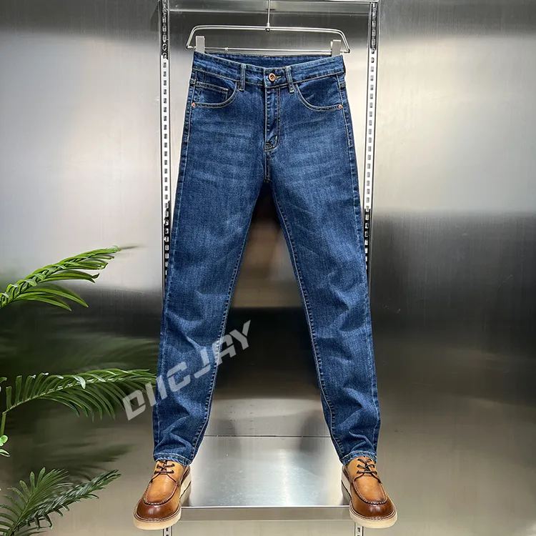 2025秋冬新款高端美式硬汉风牛仔裤男款潮流百搭修身显瘦直筒长裤
