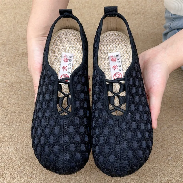 春秋新款老北京布鞋时尚百搭女单鞋透气平底鞋一脚蹬妈妈休闲鞋