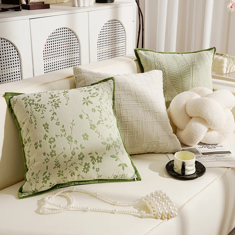 现代简约绿色系客厅沙发抱枕复古法式床上靠枕提花靠垫含芯抱枕套