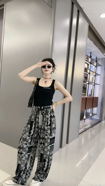 夏季新款复古印花抽绳松紧腰宽松休闲垂感时尚遮肉显瘦防蚊直筒裤